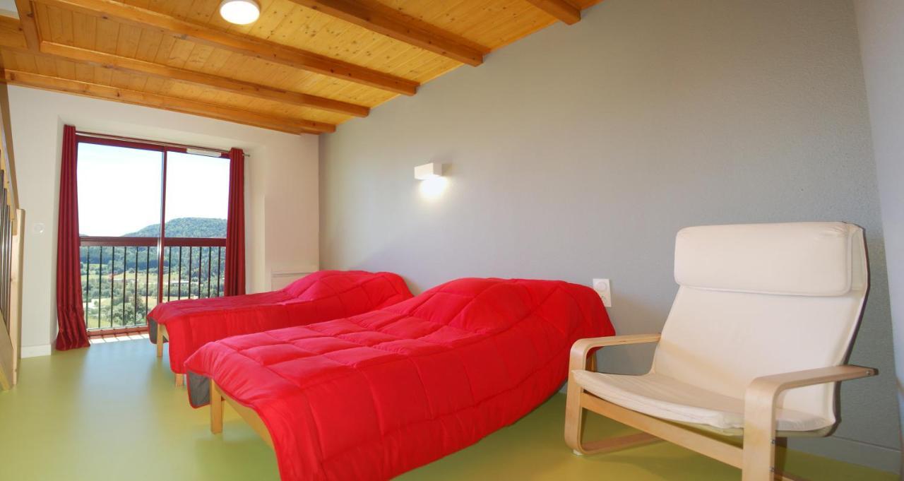 Condat  Gite Du Haut Cantal - Appartements Meubles Avec Kitchenette Et Chambres Sans Kitchenette المظهر الخارجي الصورة