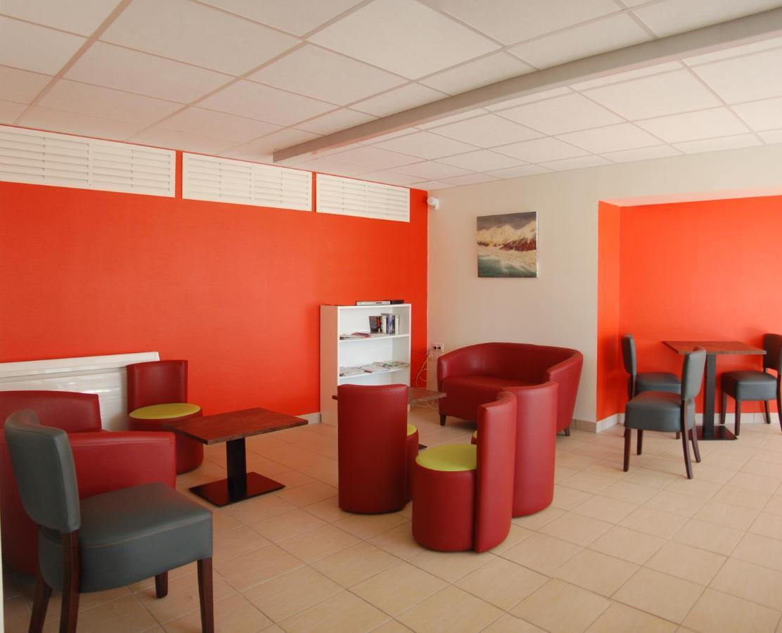 Condat  Gite Du Haut Cantal - Appartements Meubles Avec Kitchenette Et Chambres Sans Kitchenette المظهر الخارجي الصورة