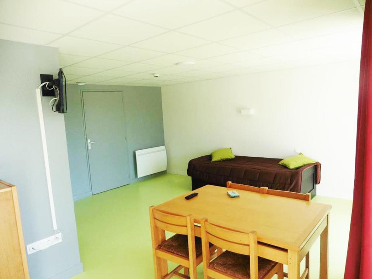 Condat  Gite Du Haut Cantal - Appartements Meubles Avec Kitchenette Et Chambres Sans Kitchenette المظهر الخارجي الصورة